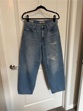 Levi’s baggy dad jean